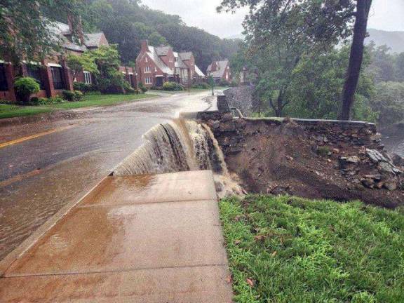 Washington Road on the grounds of the U.S. Military Academy at West Point. Photos via @NsfwWx on Twitter.