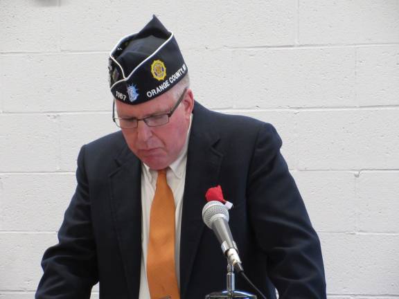 American Legion&#x2019;s Ed Johnson delivers address (Photo by Ginny Privitar)