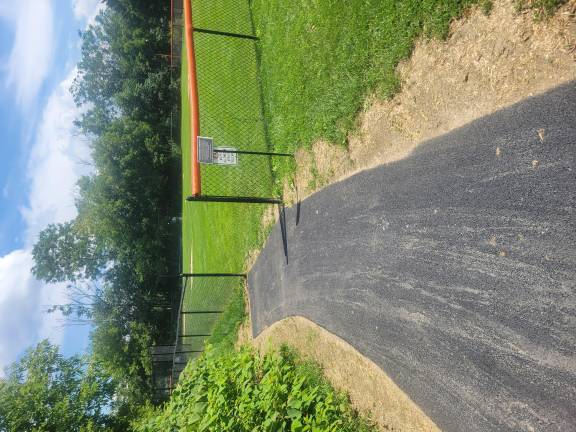 New blacktop walkway installed at Carpenter Park