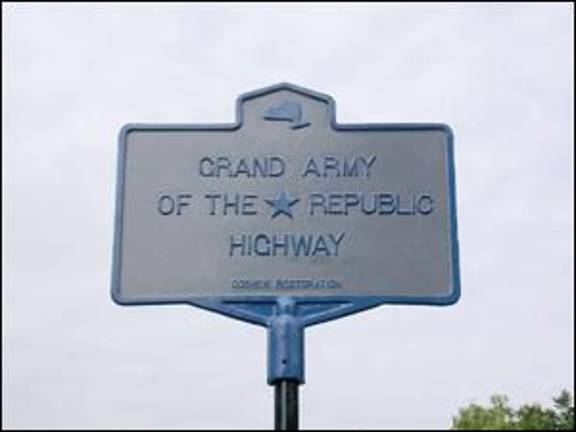 Goshen Restoration donates memorial plaque