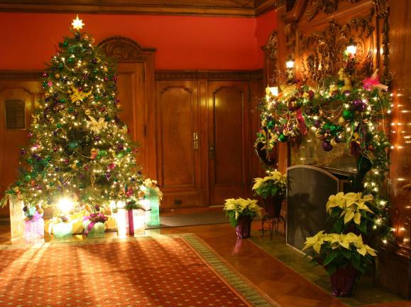 College schedules holiday concerts and open house