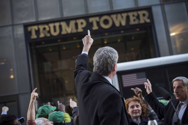 Mayor Bill de Blasio outside Trump Tower on November 21st. Amid a growing lead-paint scandal at the city's public housing, he heads to Iowa next month in a quest for national attention. Photo:&#xa0;Ed&#xa0;Reed&#xa0;/ Mayoral Photo Office,&#xa0;via flickr