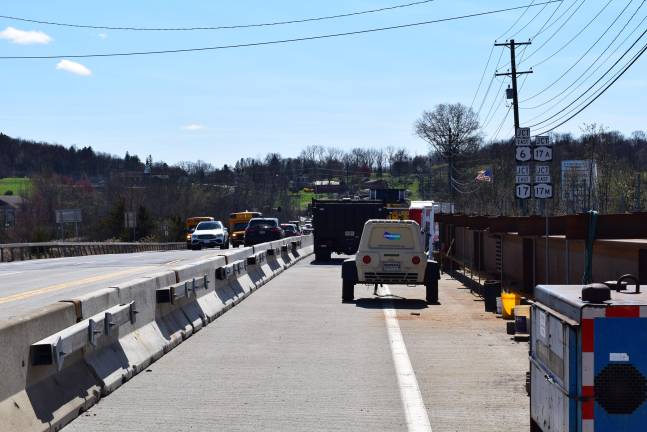The westbound right lane of Route 207/17A is closed with daily shoulder/lane closures on Route 17 eastbound.
