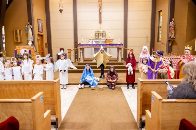 Local kids participate in Christmas pageant