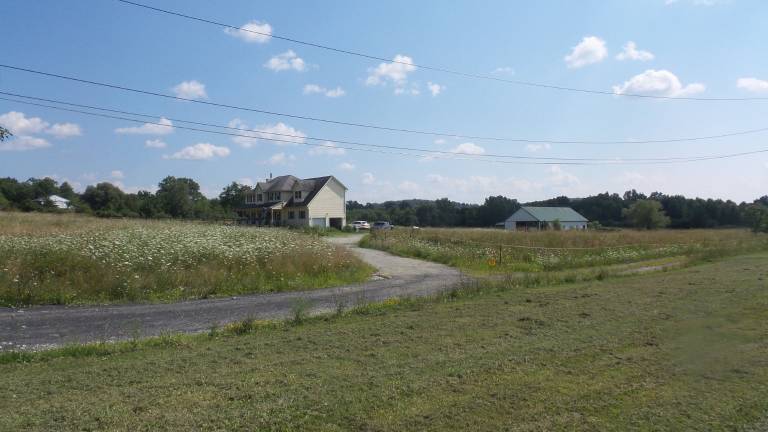 Argus Farm (Photo by Frances Ruth Harris)