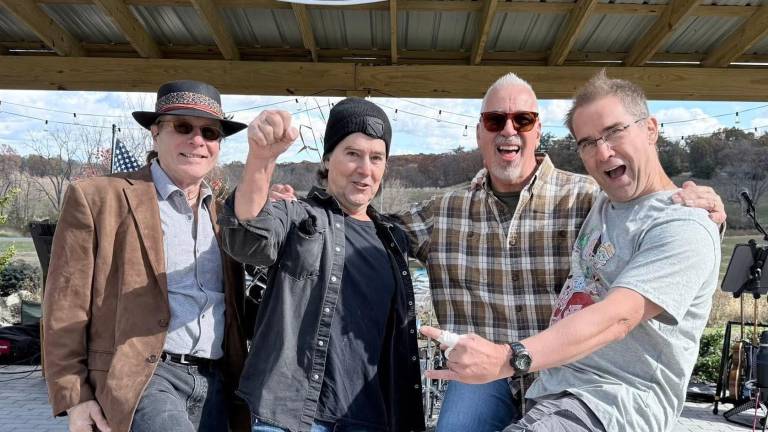 DoG PaRtY brings classic rock Barrel 29