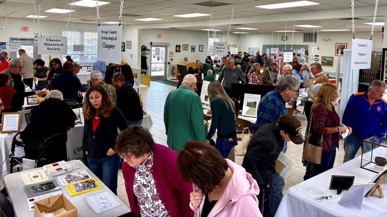 Crowds remained packed in the Town of Woodbury Senior Center on April 26 for “Orange County’s 250th: Artifacts and People of the American Revolution.”