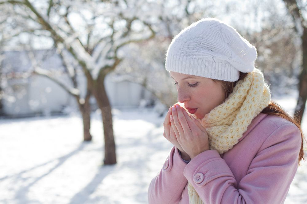 Study Cold weather can actually cause colds