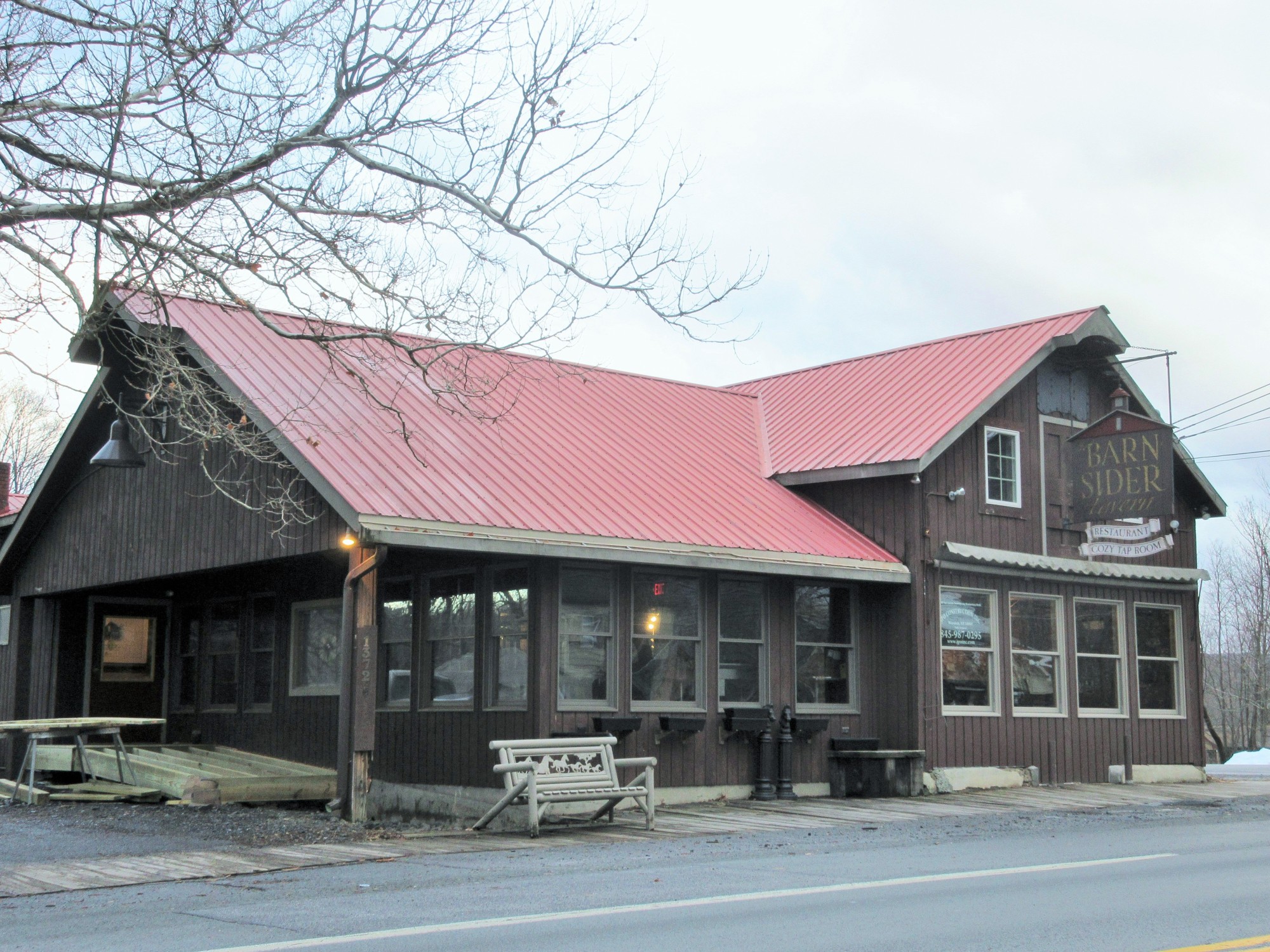 Sugar Loaf TapHouse to open in former Barnsider Restaurant
